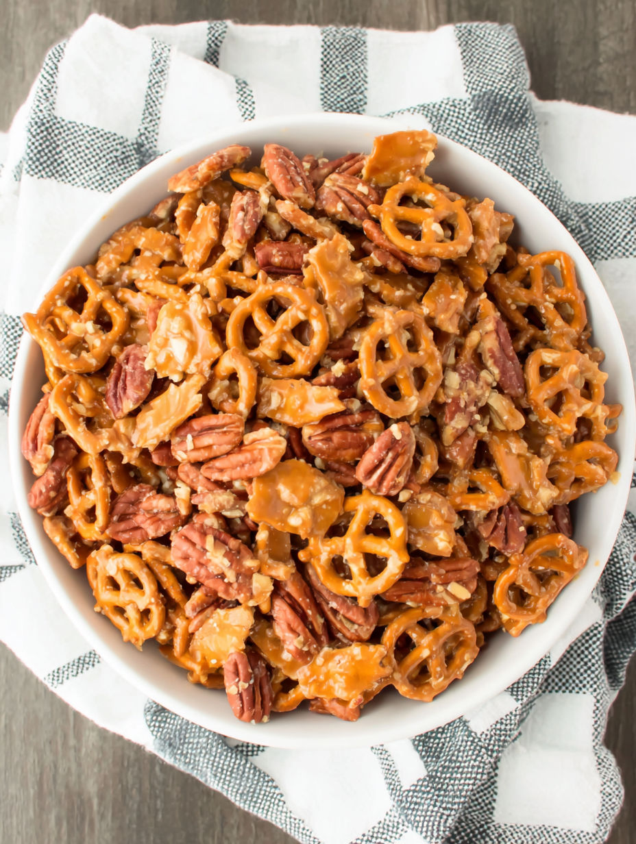 A bowl of butter toffee pretzels.